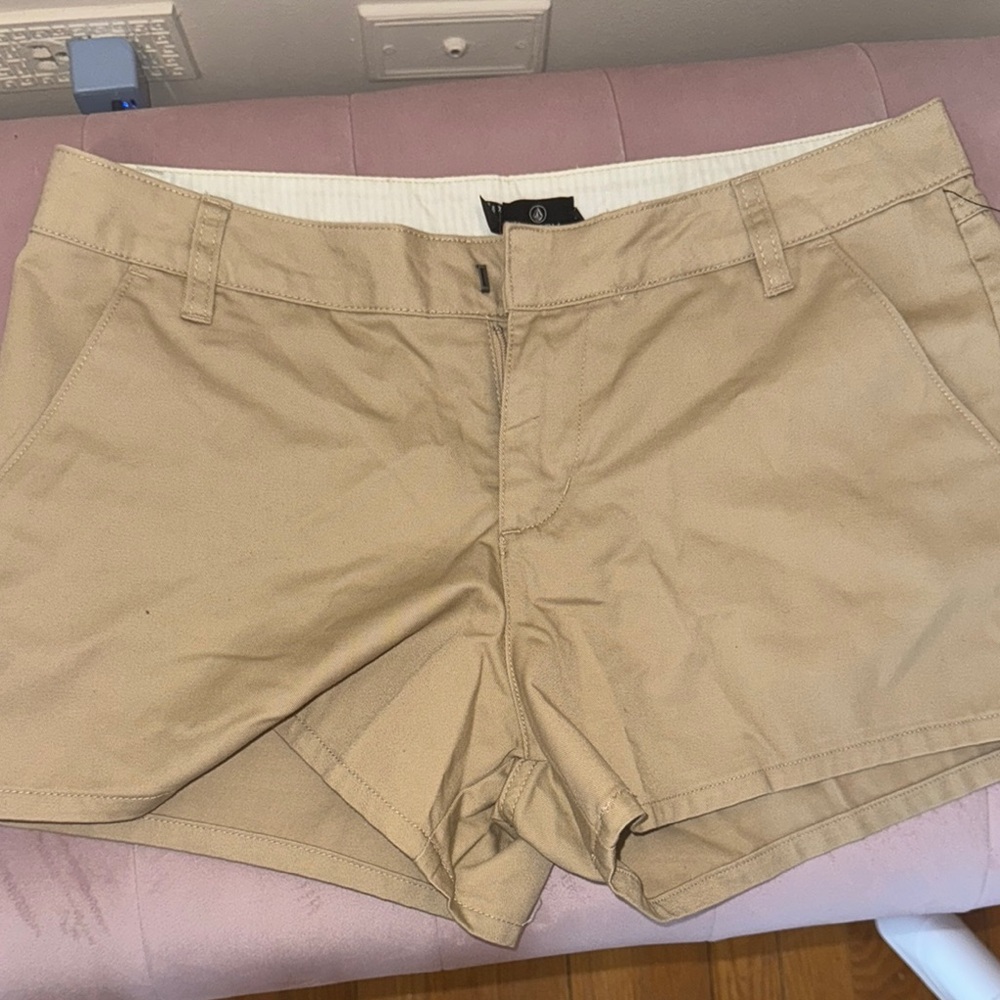Volcom Tan Cargo Shorts Casual Style
